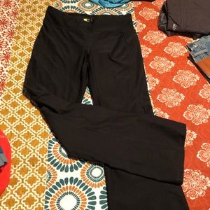 Xersion black bootcut yoga pants size PETITE Med